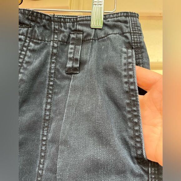 Free People black, distressed ankle length jeans, button closure, back strap, 0 - Picture 11 of 12